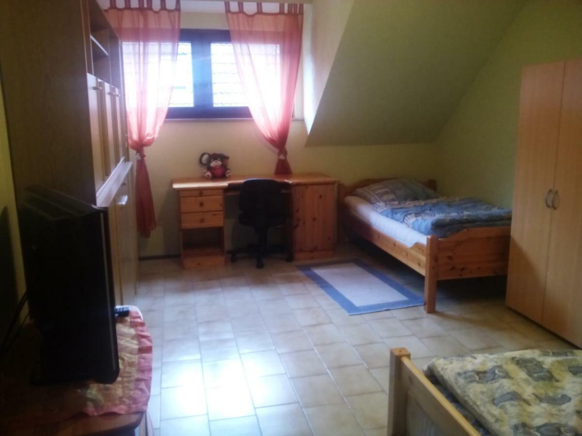 Bea'S Monteurzimmer Seckach Luaran gambar