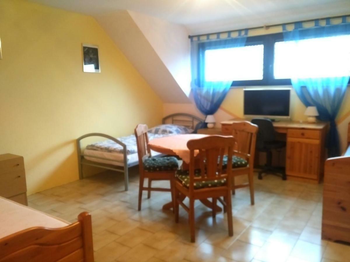 Bea'S Monteurzimmer Seckach Luaran gambar